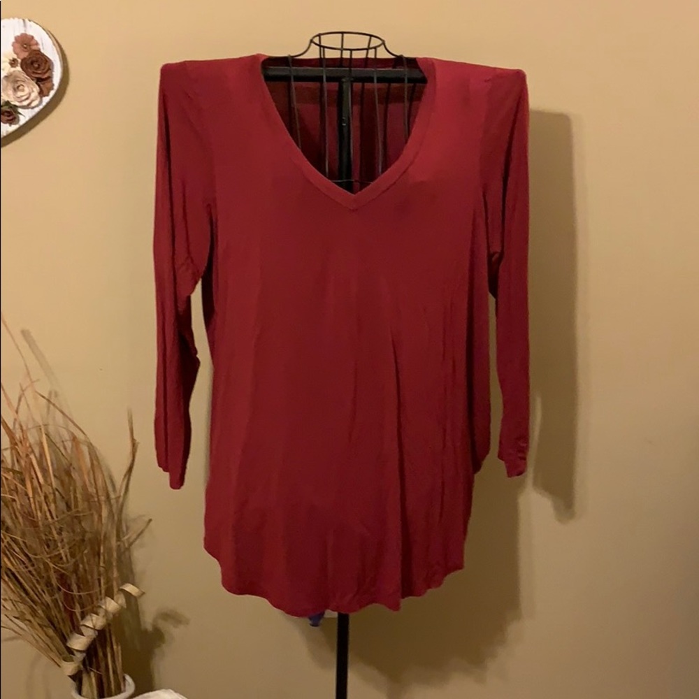 Maroon long sleeved vneck tshirt